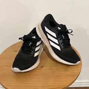 Black Adidas SuperNova